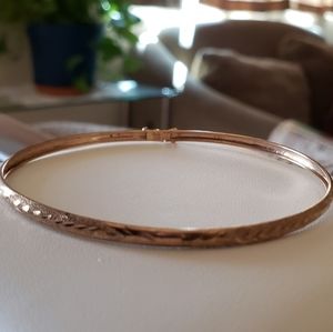 10K Yellow Gold Bangle Bracelet